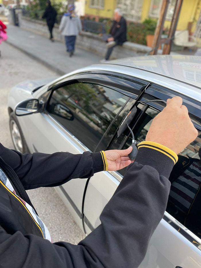 Erdemli Oto Kilitçisi